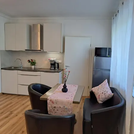 Apartmán Lena *