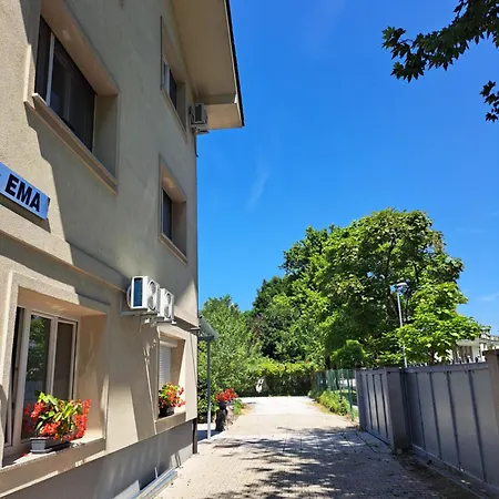 Apartmán Lena
